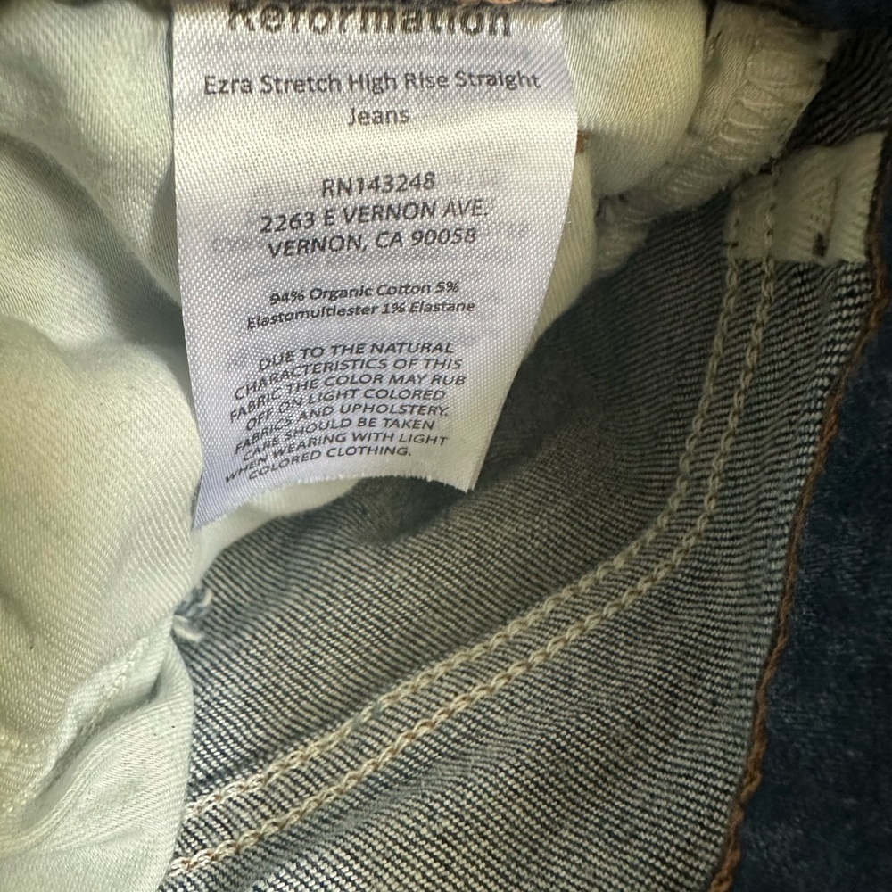 Reformation Ezra Super Stretch High Rise
Straight Jeans Size 25 - Picture 6 of 7